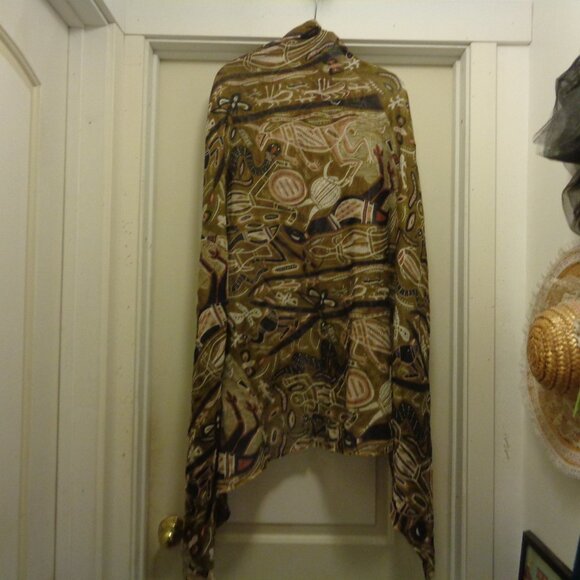 WHITE LOTUS GIRL DEEP TROPICS JUNGLE SARONG, WRAP, SCARF, SHAWL - Picture 1 of 5